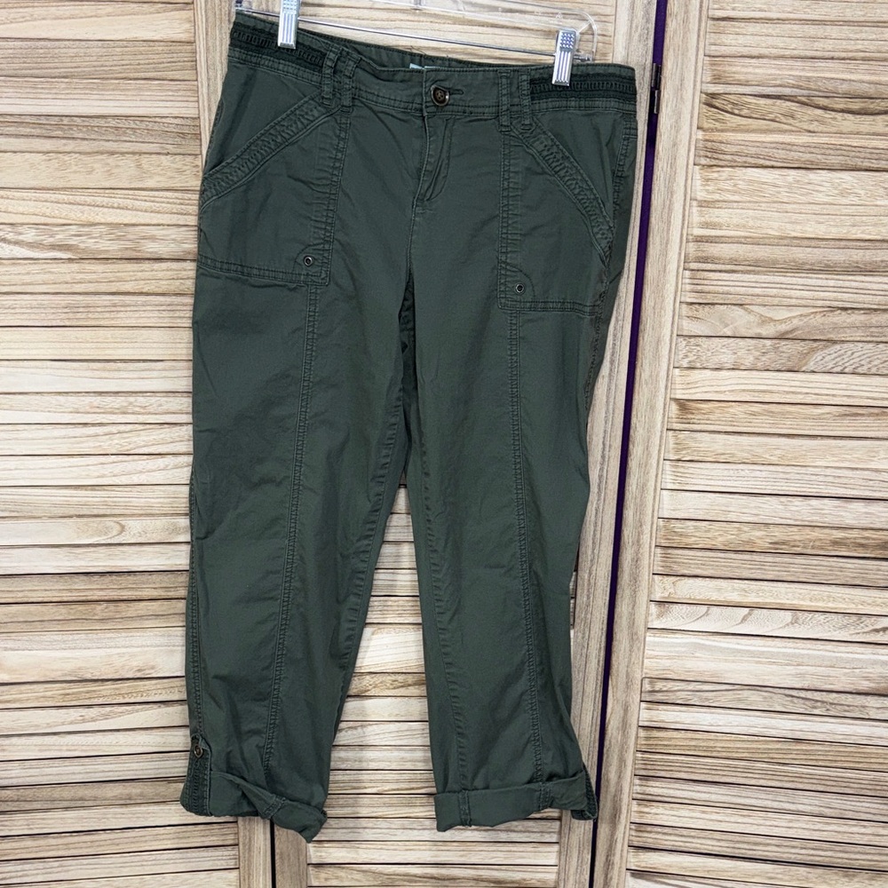 Maurices Pants Army Green Casual Roll Up Bottom Size 9/10